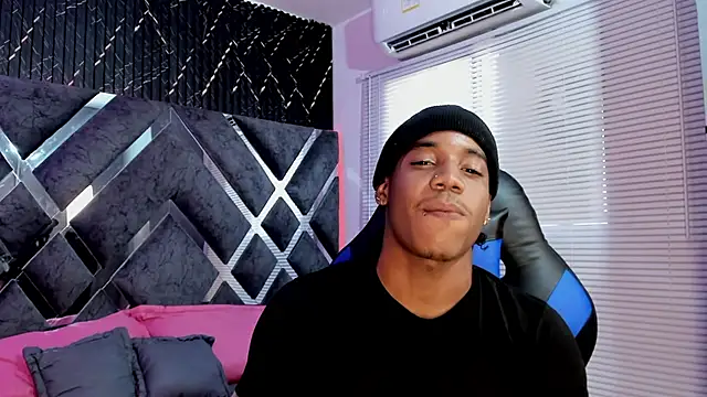 axel silva4 online show from 05/08/26, 07:28