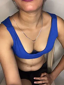 simran-cam online show from 04/12/26, 06:11