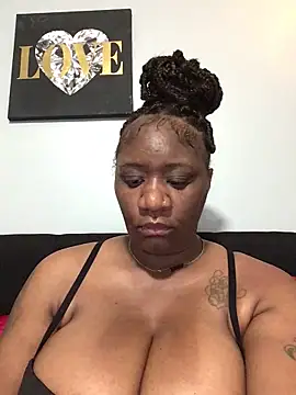amberchill26 online show from 05/19/26, 11:06