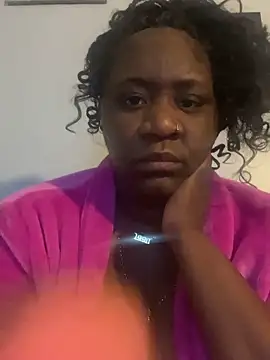 amberchill26 online show from 04/20/26, 03:02