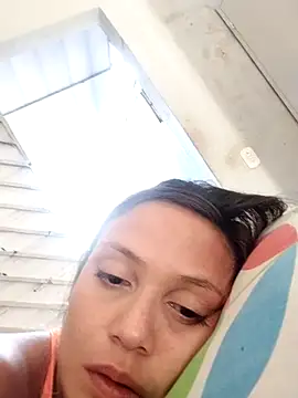 Snapshot of Raianaferreira chatting on 04/08/26, 06:42 Raianaferreira online show from 04/08/26, 06:42