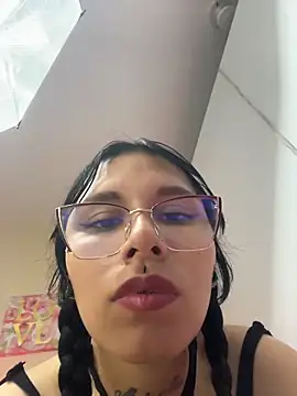 Monserratbdsm1 online show from 04/10/26, 05:20