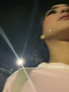 dhalia lux  online show from 04/30/26, 01:23
