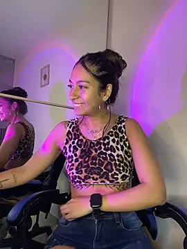 DulceLatinaxo online show from 07/09/26, 07:35