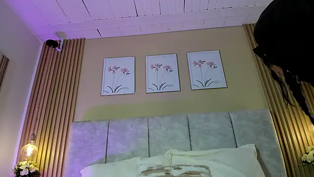 cherlyn 1 online show from 04/18/26, 01:13