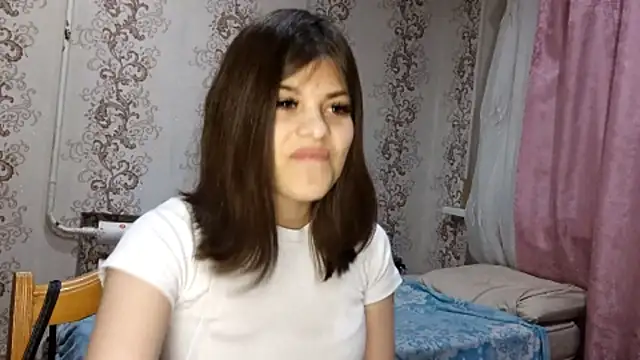 Mialikesun online show from 04/15/26, 07:58