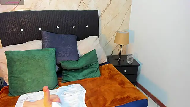 Snapshot of hasley_cute chatting on 04/07/26, 07:37 hasley cute online show from 04/07/26, 07:37