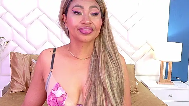 Kiara Parker  online show from 04/28/26, 02:27