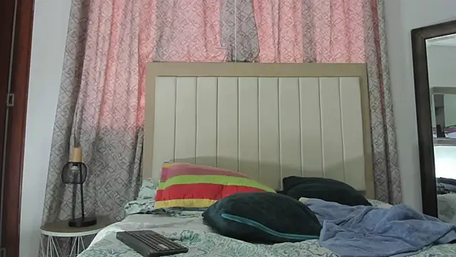 thomas and thiago online show from 04/17/26, 09:50