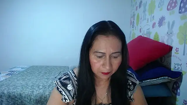 Tyna b online show from 06/30/26, 10:43