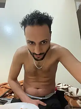 Snapshot of legende59 chatting on 04/07/26, 11:39 legende59 online show from 04/07/26, 11:39