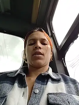 Mia 0-4 online show from 05/24/26, 04:40