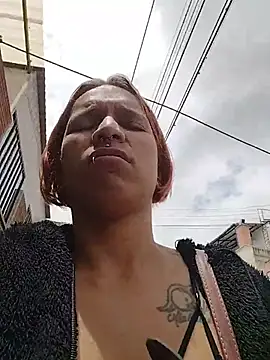 Mia 0-4 online show from 05/30/26, 04:34
