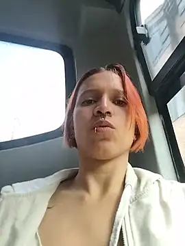 Mia 0-4 online show from 05/20/26, 04:37