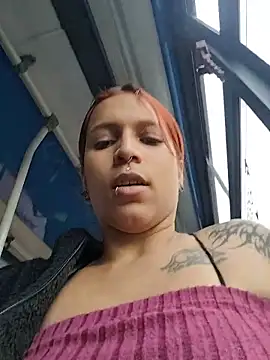 Mia 0-4 online show from 04/13/26, 04:44