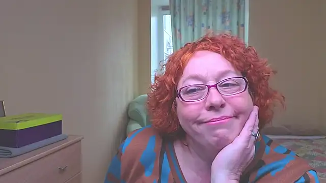 Fara Flutte online show from 04/14/26, 07:57