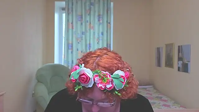 Fara Flutte online show from 04/21/26, 05:25
