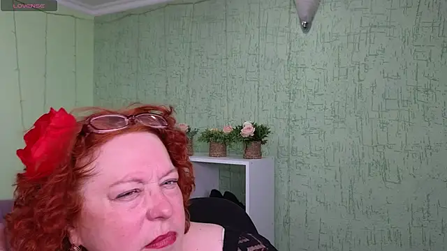 Fara Flutte online show from 05/26/26, 05:27