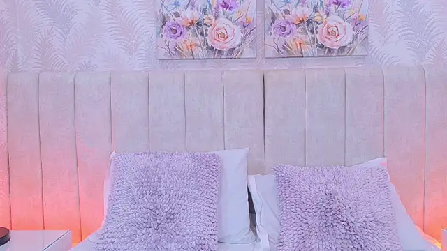 VegaSara online show from 07/14/26, 08:04