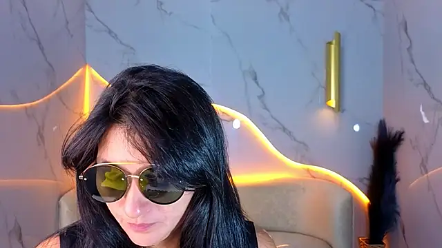 Snapshot of Alisson_tx_ chatting on 04/21/26, 07:42 Alisson tx online show from 04/21/26, 07:42