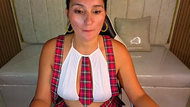 Alisson tx  online show from 04/08/26, 09:49