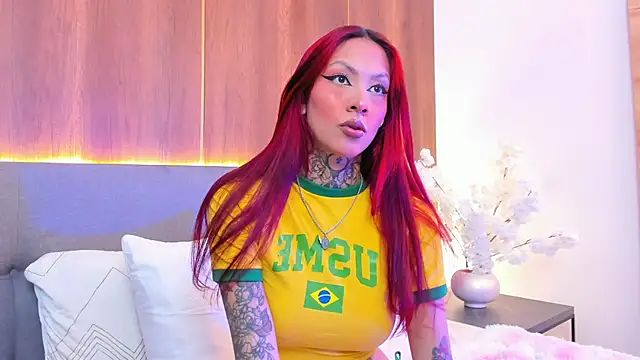 Snapshot of _Megan_Angel_ chatting on 04/14/26, 03:39 Megan Angel online show from 04/14/26, 03:39