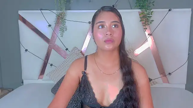 LeslyTaylor  online show from 04/13/26, 07:51