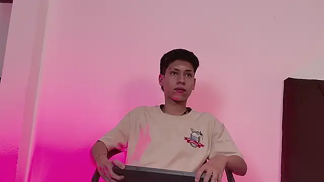 Snapshot of Samael_oa chatting on 04/09/26, 07:53 Samael oa online show from 04/09/26, 07:53