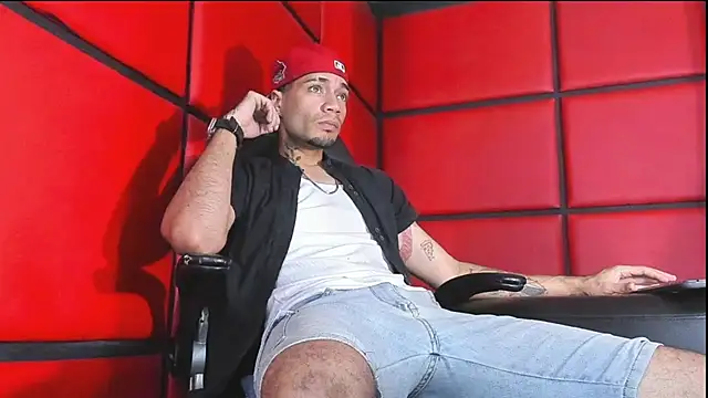 Daniel huge22 online show from 05/20/26, 03:31
