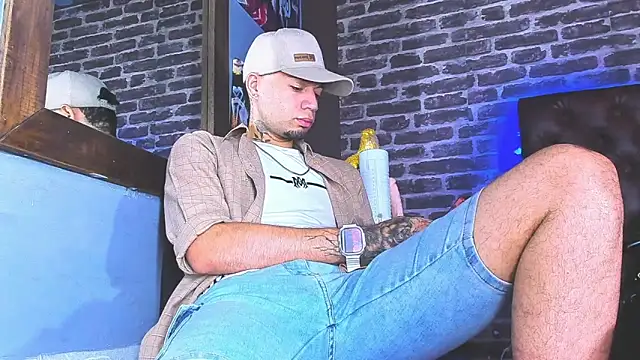 Daniel huge22 online show from 05/10/26, 02:41