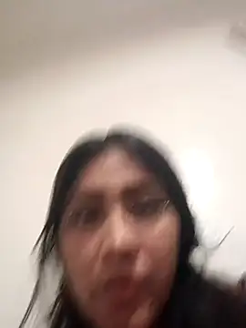 itsyafavgirll online show from 04/18/26, 06:27