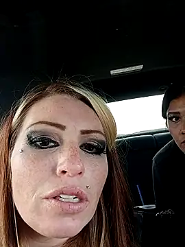 itsyafavgirll online show from 04/11/26, 08:23