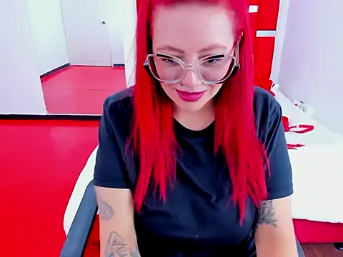 scarlett red 1 online show from 04/16/26, 09:39