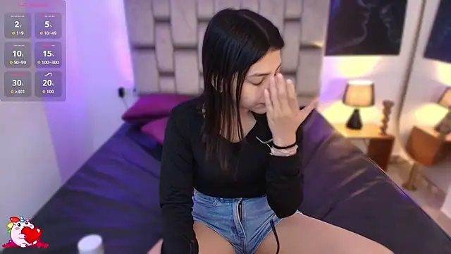 candy tina online show from 04/28/26, 03:27