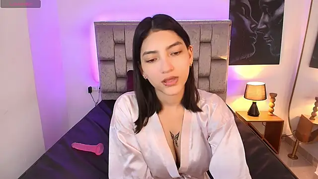 candy tina online show from 04/18/26, 04:53