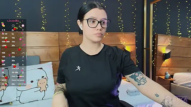 aria bloomer online show from 04/27/26, 07:23