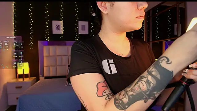 aria bloomer online show from 05/27/26, 12:23