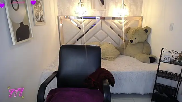 ahmy  online show from 05/01/26, 07:52