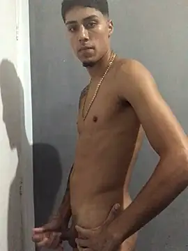 mauriciosouza02 online show from 04/13/26, 10:58