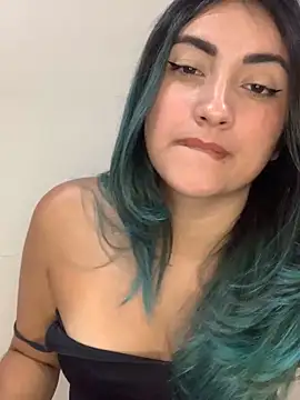 jadesecrett online show from 04/15/26, 12:16