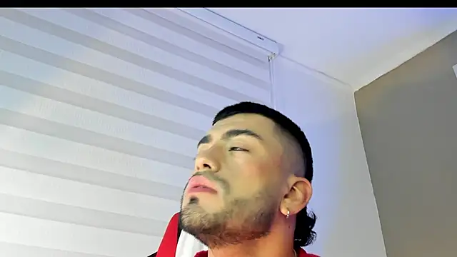 Alexander Diazz online show from 04/22/26, 12:23