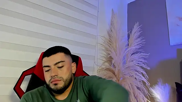 Alexander Diazz online show from 05/06/26, 01:48