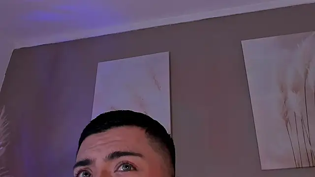 Alexander Diazz online show from 06/17/26, 11:53