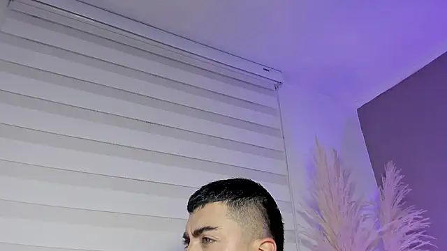 Alexander Diazz online show from 05/15/26, 12:14