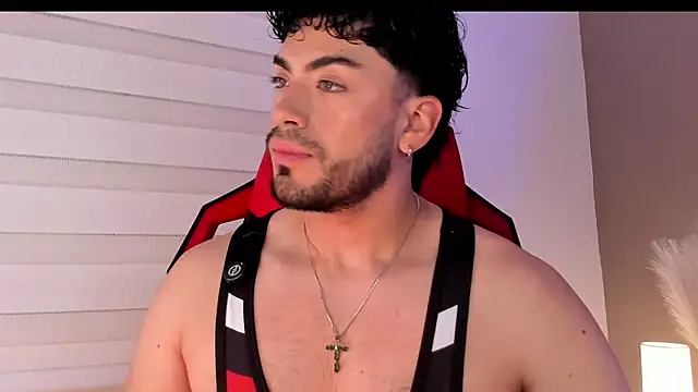 Alexander Diazz online show from 04/18/26, 02:08