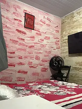 nandinharuivinha22 online show from 04/15/26, 11:49