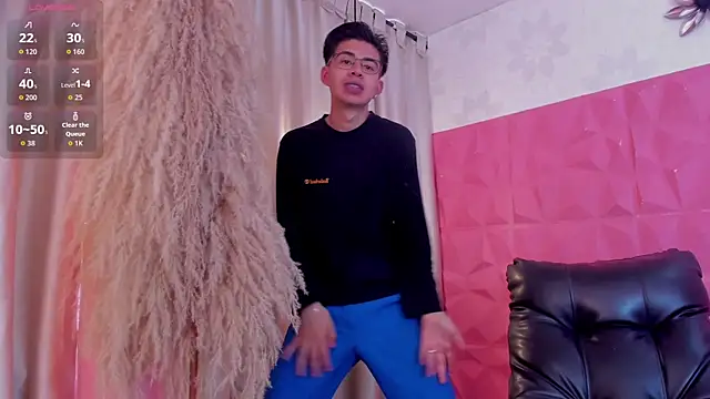 Snapshot of youn_rider chatting on 04/11/26, 07:50 youn rider online show from 04/11/26, 07:50