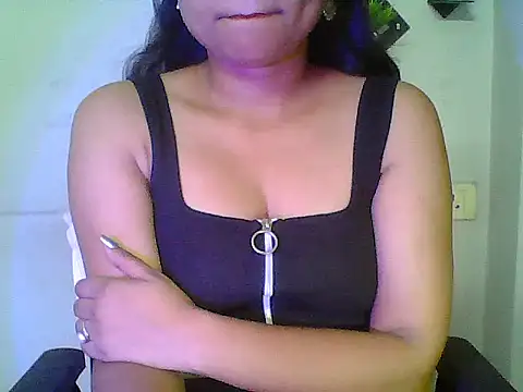 Saxy Mony002 online show from 06/18/26, 04:22
