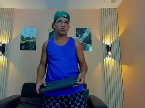 davisito 26 online show from 04/12/26, 04:05