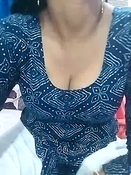 Lovely-baby2 online show from 04/16/26, 03:57
